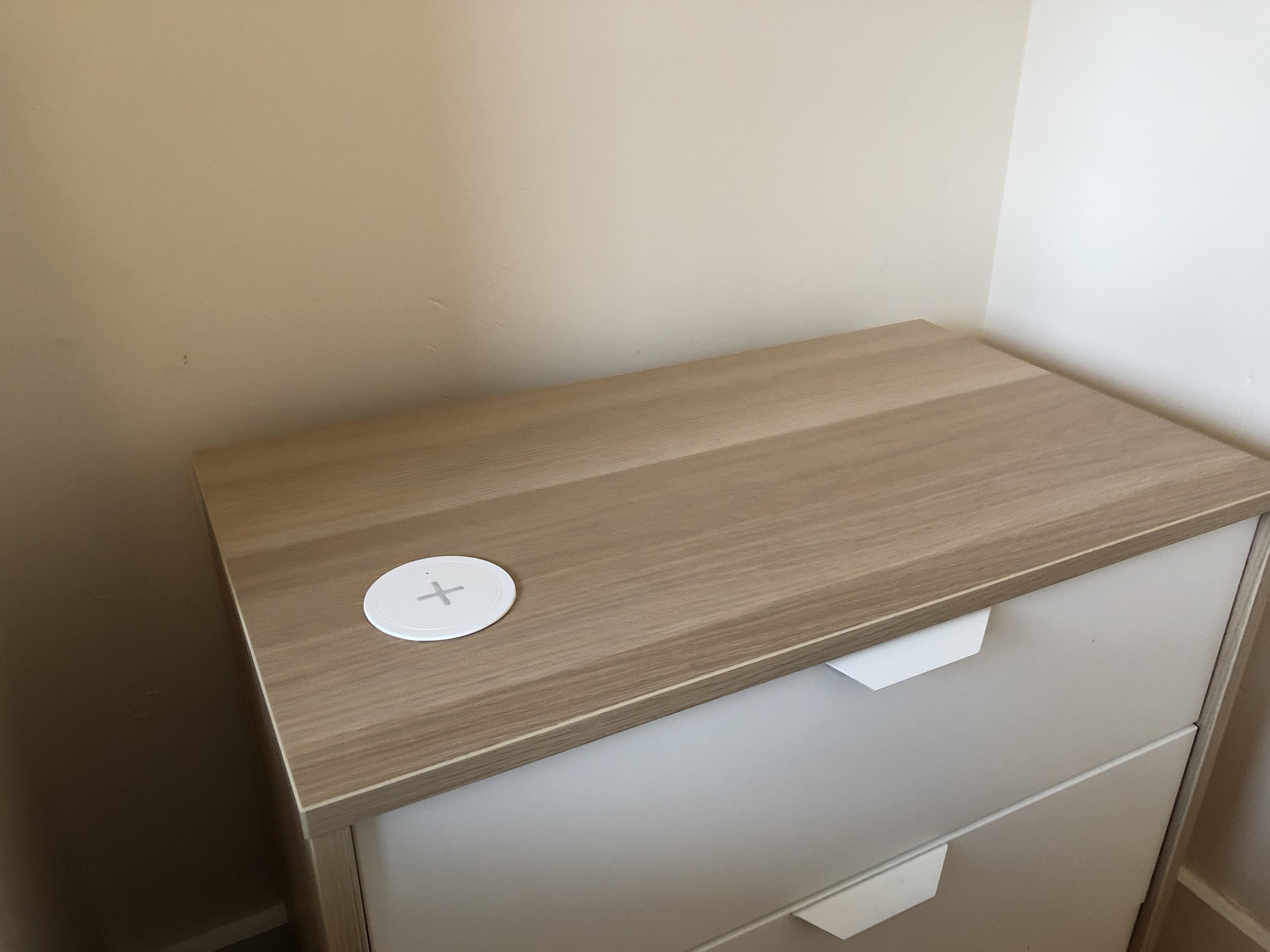 Qi charger for iPhone